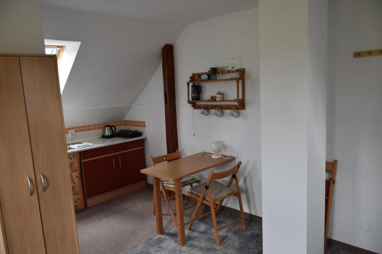 Apartmany Janovice Jivka Bagian luar foto